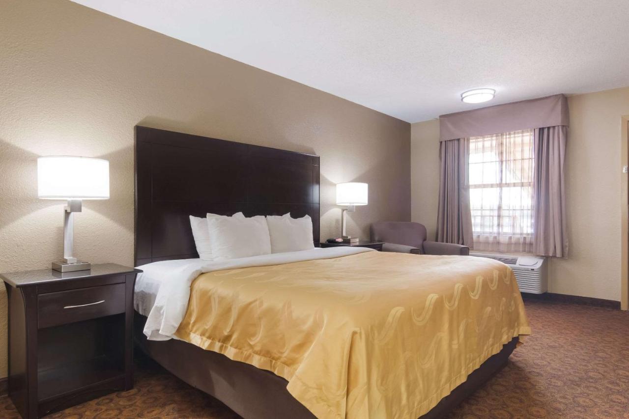Quality Inn Magnolia Exterior photo