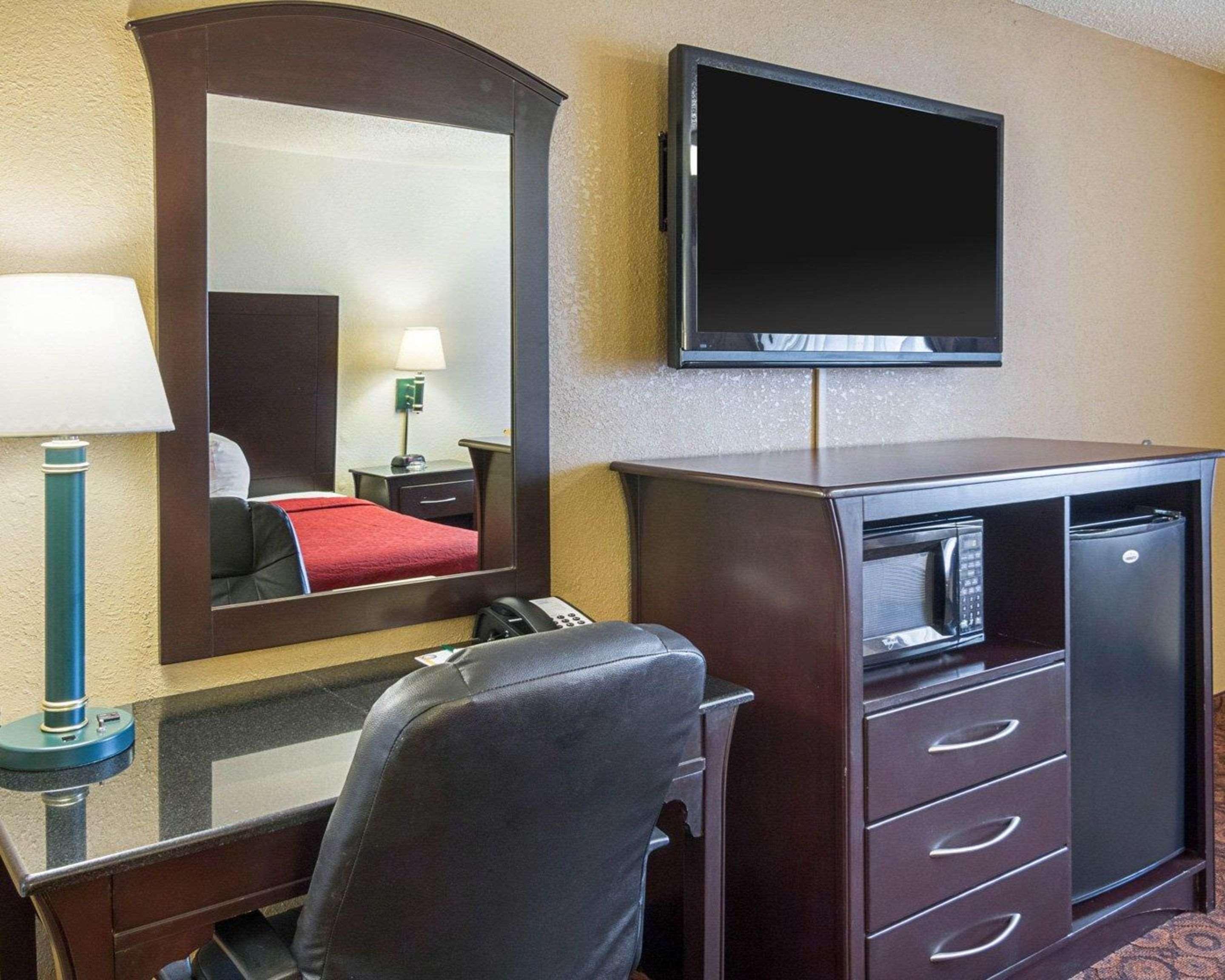 Quality Inn Magnolia Exterior photo