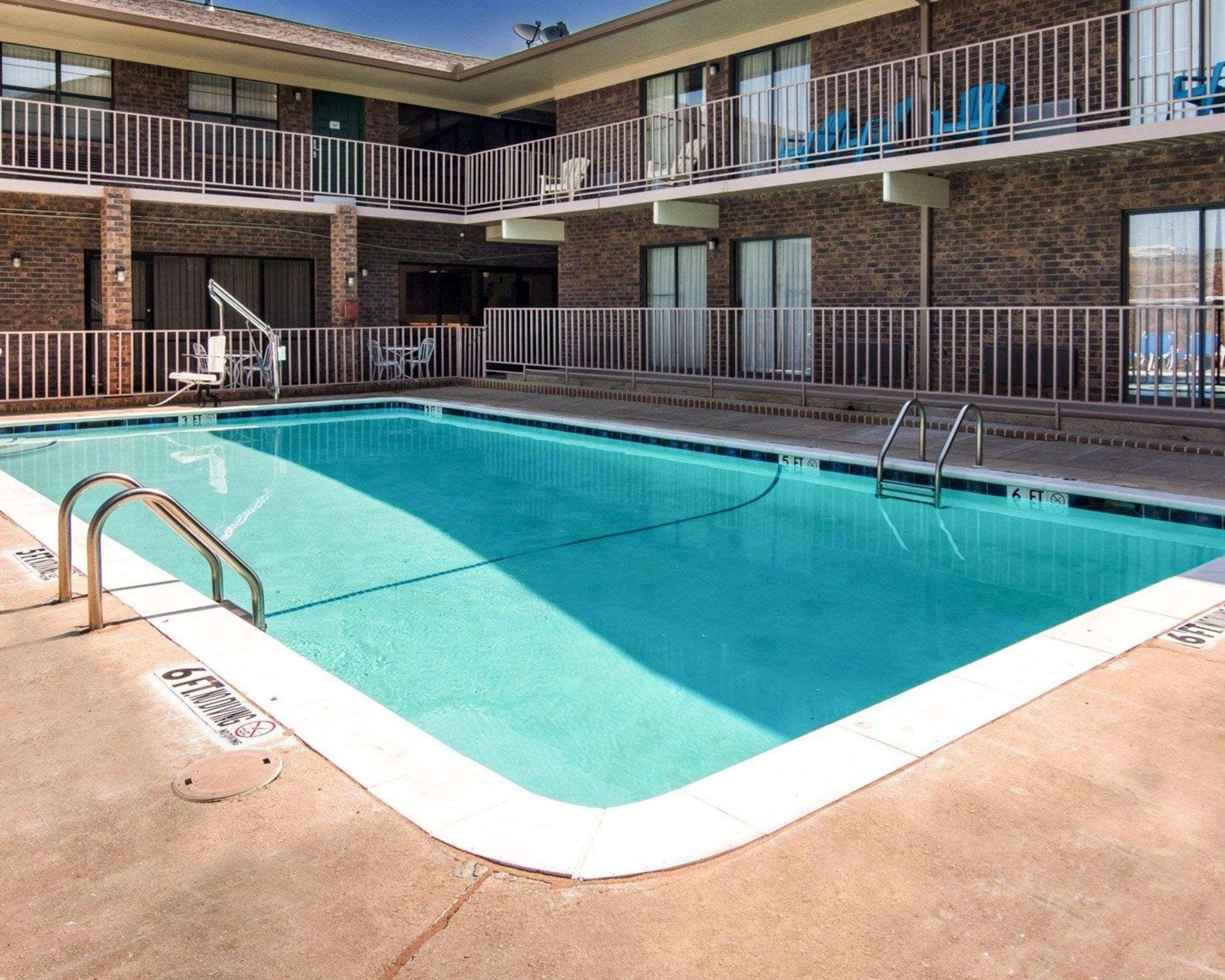 Quality Inn Magnolia Exterior photo