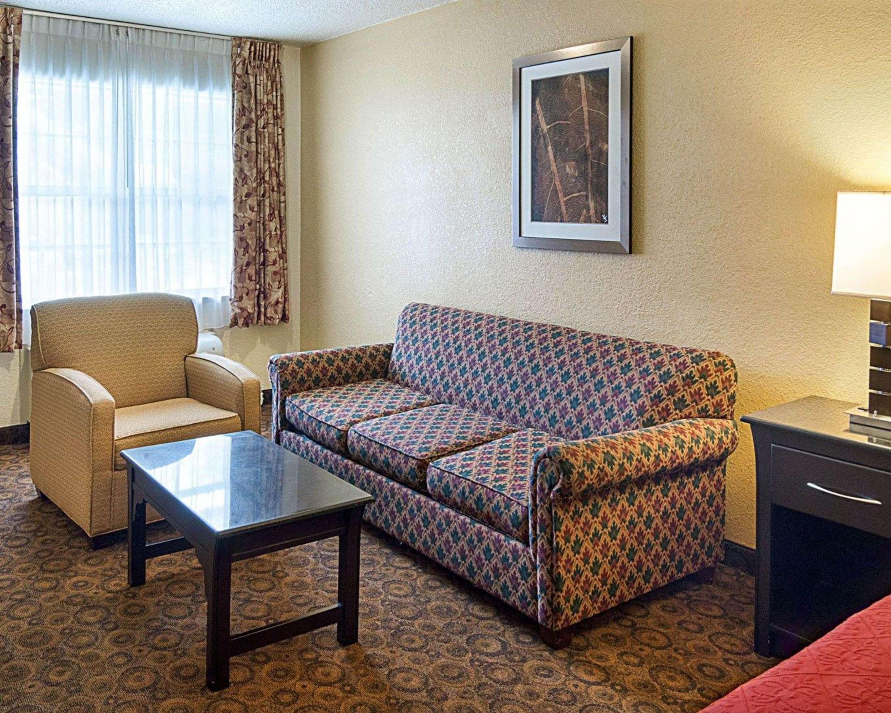 Quality Inn Magnolia Exterior photo